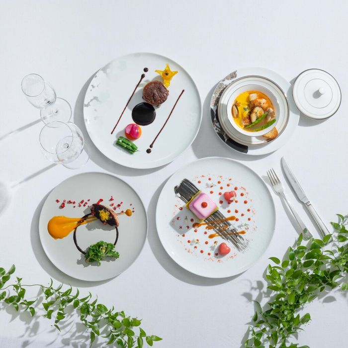 ~お料理を重視したい方へオススメ~美しいキューブに包まれたオマール海老の前菜&人気デザートの2品無料試食