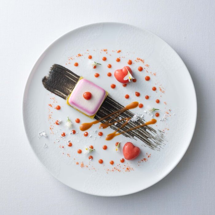 【人気No.1フェア!】~オマール海老の前菜&デザートの2品無料試食~5つ星ホテル1フロア1組のウェディング