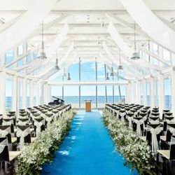 挙式のみご検討の方|海と空に包まれる絶景チャペル見学