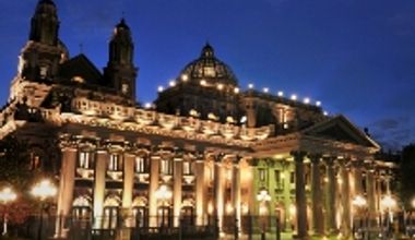 【大人気時期9月~12月挙式限定】*【光が彩る大聖堂】*【最大130万円特典】*【豪華試食付】