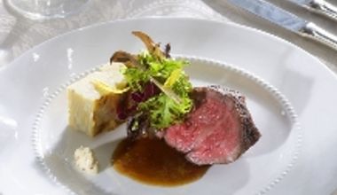 【料理重視の方向け】クチコミ好評価の料理でおもてなしWD◇50名 負担金61.5万円~◇