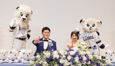 11月以降の方【Happy Blue Lions Wedding】趣味の野球も両親への感謝も叶う!