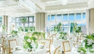 【地元婚ならコレ!】70名*挙式+パーティ*204万円~