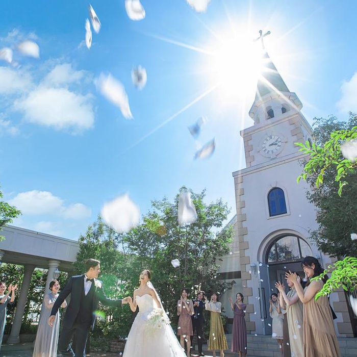 【純白×ガラス】先輩花嫁人気NO.1★青空貸切チャペル×3万円絶品試食付