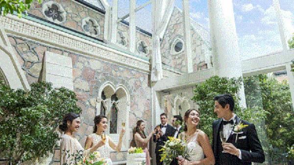 【ギフト券最大1万円】大聖堂挙式体験×140万円優待×4万相当豪華試食