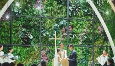 【挙式フォトプラン】家族や親しい方に囲まれた結婚式を叶えるプラン