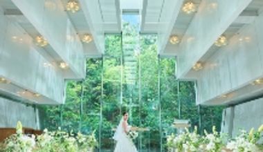 【2027年4~6月限定】新緑が彩る、心温まるウエディング《70名400万円》