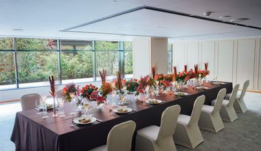 【ご両家顔合わせ】お祝い会食プラン\ガーデンテラスを望む個室で和やかなひとときを/