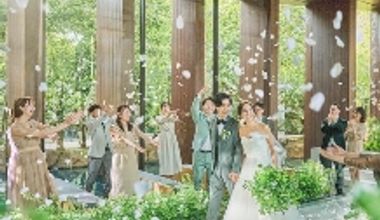 《92万円お得*2026年7,8月限定》40名153万円 光・水・緑が美しい夏婚♪全天候型で安心の貸切Wedding*