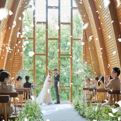 残2★熊本県1位受賞★森のチャペル×高台の貸切邸宅×3万円相当!黒毛和牛と金目鯛のリゾット試食*1軒目見学特典あり