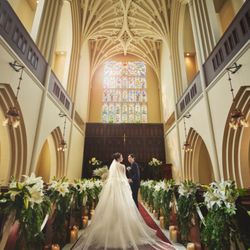 緊急増席【PREMIUM*GRANDフェア】本格大聖堂挙式体験×豪華4万円相当の美食体験×駅近貸切