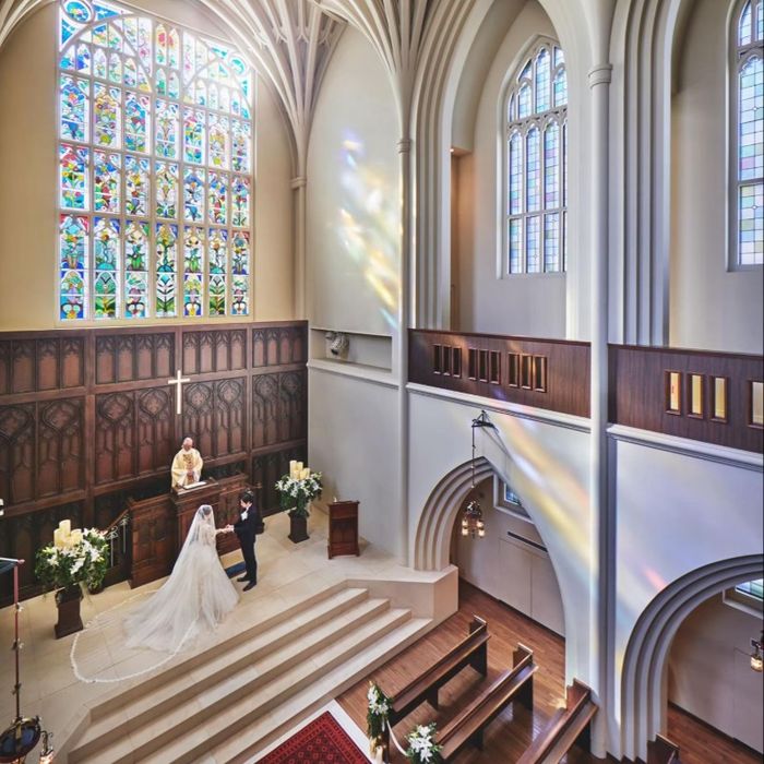 【PREMIUM*Xmasフェア】大聖堂×煌めくステンドグラス×美食体験