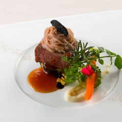 祝日限定プレミアム*【豪華試食付】純白チャペル&貸切邸宅満喫