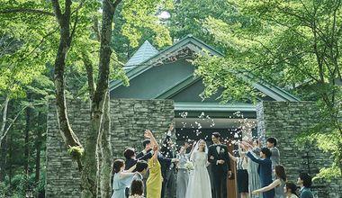 【26年12月迄】美しい緑に包まれたチャペル挙式&美食を愉しむ会食プラン<料理グレードUP&ドレス特典付>