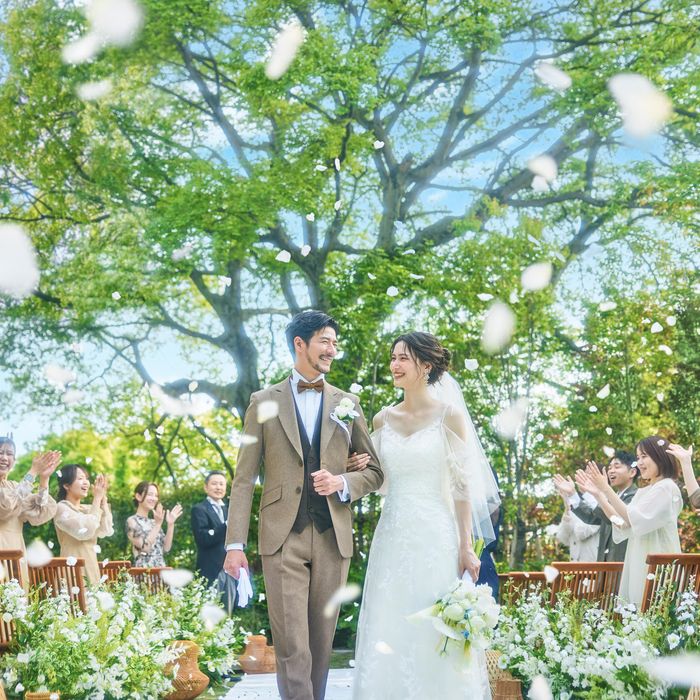 *豪華20大特典*光×水×緑溢れる貸切邸宅&美食ワンプレート試食【最大160万優待×ドレス2着プレゼント】