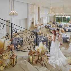 【ドレス映えNo.1★大階段】ルレーヴ入場体験×和牛試食!選べる邸宅見学