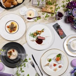 ガーデン貸切邸宅&ドレスサロン&おもてなし牛フィレコース試食