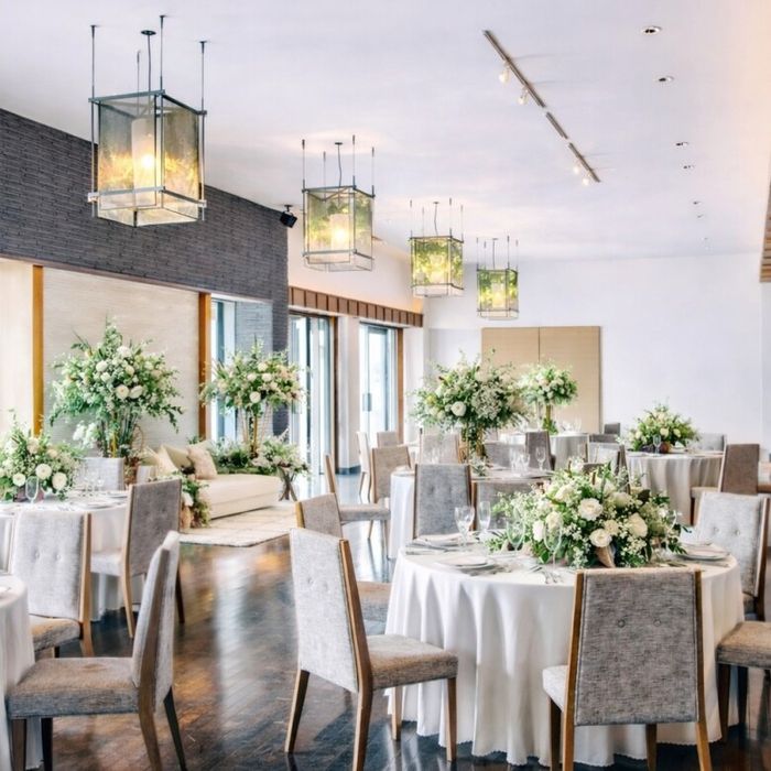 【緑×距離感×記録を大事に30~50名貸切W】贅沢試食×Dress試着