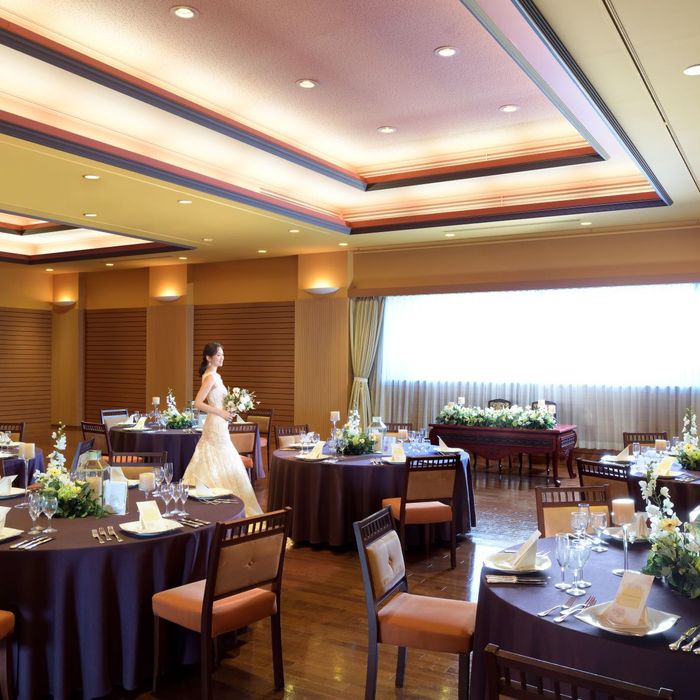 【少人数でもフロア貸切】一日一組限定で安心のウエディング