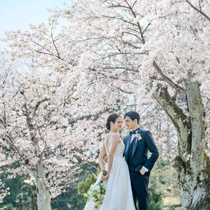 【フォトWご検討の方へ】広大なガーデン×本格チャペル見学