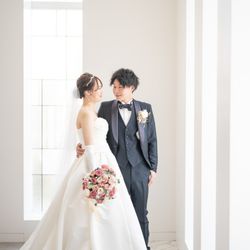 〔挙式+会食検討の方におすすめ〕挙式当日の写真やカラードレスがお得に♪