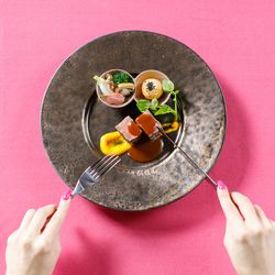 【サマーガチャフェア】プレミアム20大特典*口コミ4.57の料理*黒毛和牛4万試食*挙式全額プレゼント(WeddingNews限定特典付)