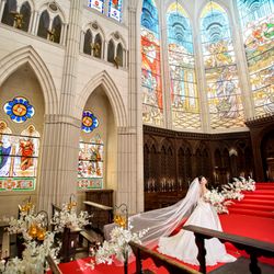 《AM来館Amazon1万&黒毛和牛4万試食》駅1分*五感で感じるおもてなし×本格大聖堂!骨格診断&お似合いドレス提案も