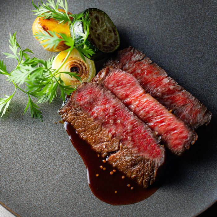 【口コミ4.8★3万試食】A5飛騨牛×オマール◆おもてなし体験