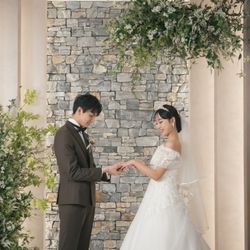 〔挙式+会食検討の方におすすめ〕挙式当日の写真やカラードレスがお得に♪