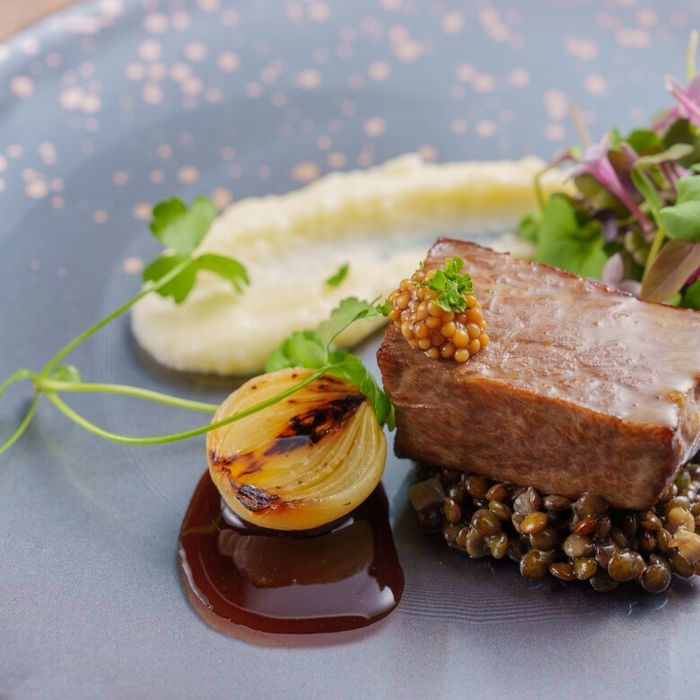 【料理重視の方◎ランクUP特典付】特撰和牛&伊勢海老×貸切邸宅