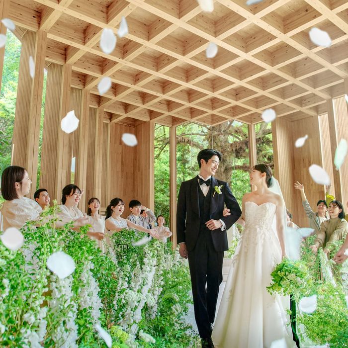 【満足度NO.1】\本物の森を一望/花嫁ALL体験×コーディネート見学×豪華2万円コース試食×最大84万円特典
