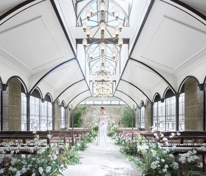 卒花人気No.1★WeddingNews限定特典★6万ギフト【初見学でお得な150万特典】貸切&光と緑のチャペル&ドレス《安心見積り&口コミ高評価◎》和牛×イセエビ等ミシュラン贅沢4万試食