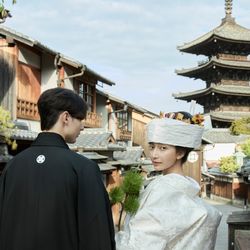 【連休SP*文化財貸切】京都東山に佇む築百年の「旧三井邸」全館見学×八坂の塔を目前に仰ぐ、圧倒的ロケーションを誇るチャペルでの入場体験◎さらに豪華4品試食付!