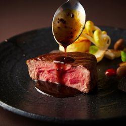 【新チャペル誕生】一流シェフ監修*黒毛和牛試食×10大特典&アマギフ付