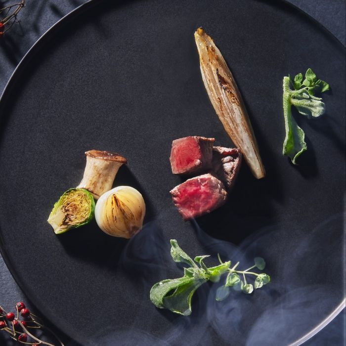 満席間近【ドレスやスイート宿泊など最大130万優待】上質ホ
テルW体験◆特選牛&フォアグラ・オマール海老など豪華4万試食
×選べるチャペル&パーティ会場見学フェア