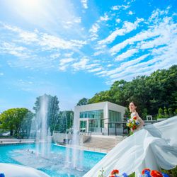 祝日BIG\Amazon1万×150万優待/26年夏チャペル刷新×黒毛和牛3万試食