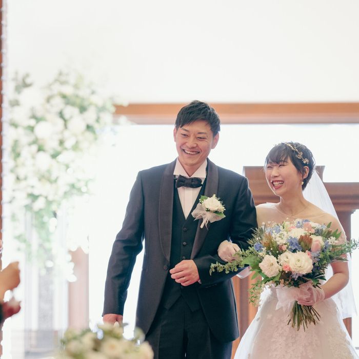 〔挙式+会食検討の方におすすめ〕挙式当日の写真やカラードレスがお得に♪挙式日はいつでもOK◎