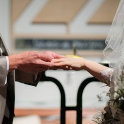 CAFE&WEDDING 22の挙式会場・演出写真23枚目