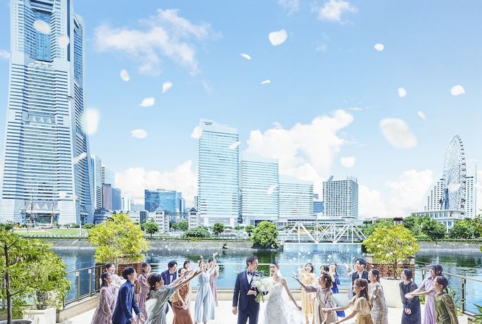 ノートルダム横浜みなとみらい/FIVESTAR WEDDINGのカバー写真