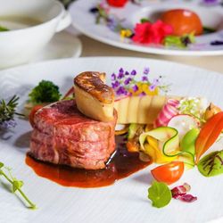 【年内ラスト】2万ギフト付*開放感溢れるチャペル体験&豪華試食