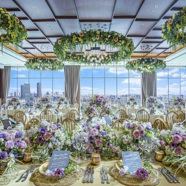 【金曜日は本番直前フェア】会場コーディネート見学×挙式フェザーシャワー体験×特選試食