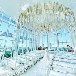 【最大ギフト6万円分】憧れのフェザーシャワー体験&シェフ特選試食×150万円優待