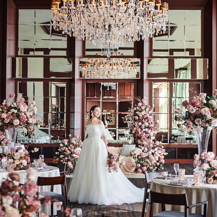 【JUNOドレス試着×1.5万円ギフト券】最新口コミ1位受賞★黒毛和牛の贅沢コース試食&豪華特典