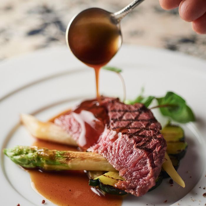 《豪華特典★最新口コミ総合1位》熊本を感じる和牛ロース贅沢試食★花嫁に人気JUNOドレス試着