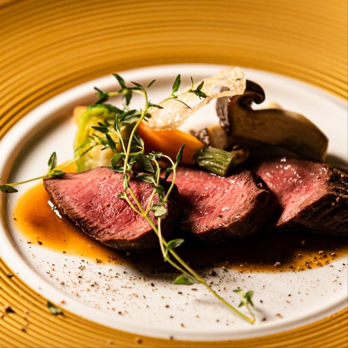 ★Merry Xmas【1万円ギフト&ペア旅行】白亜チャペル×贅沢試食