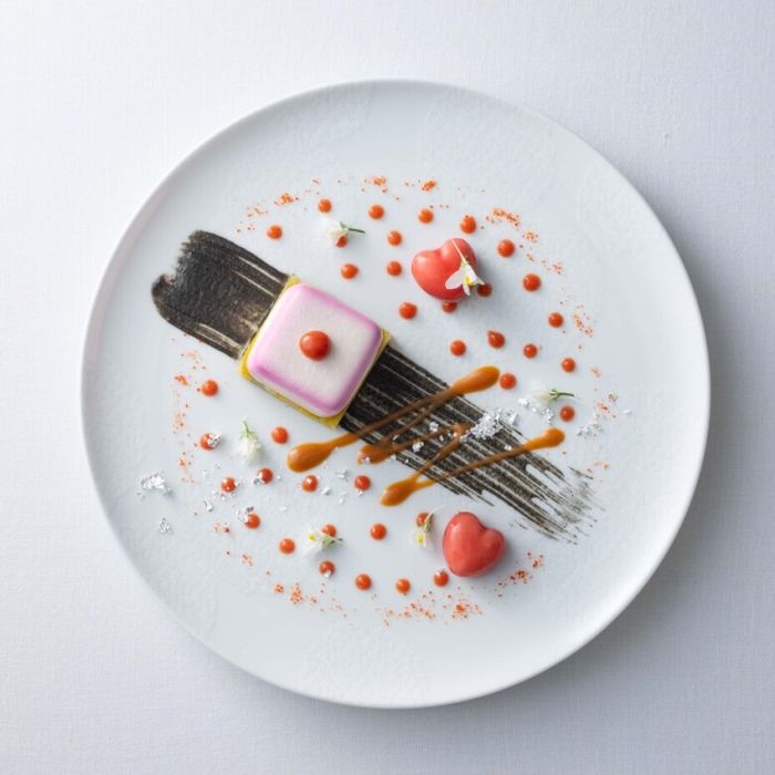 【人気No.1フェア!】~オマール海老の前菜&デザートの2品無料試食~5つ星ホテル1フロア1組のウェディング
