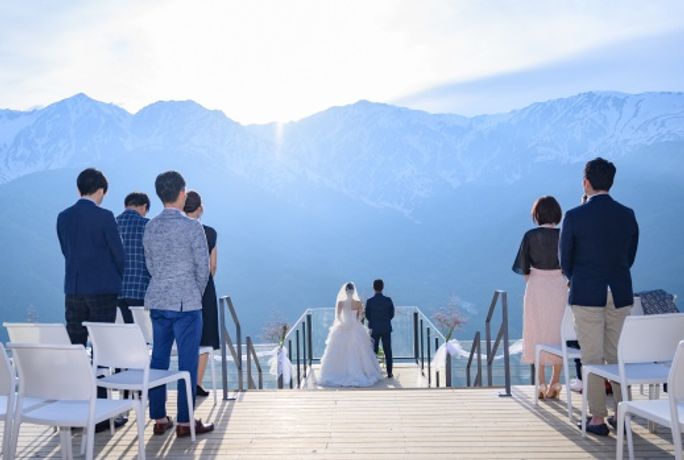 HAKUBA MOUNTAIN HARBOR WEDDINGのカバー写真