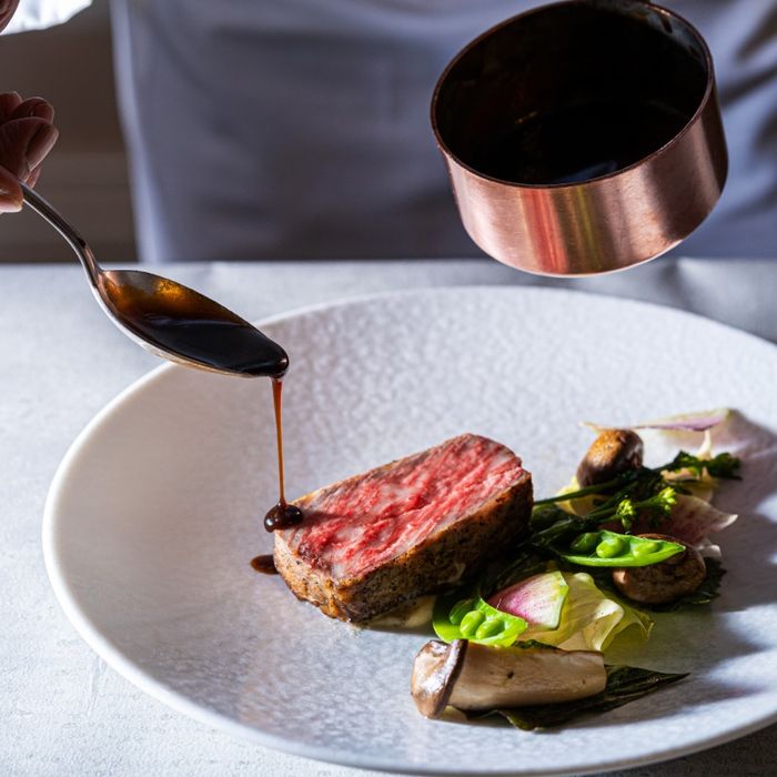 GW限定【最大6.5万GIFT】飛騨牛×豪華8品試食&天空チャペル体験