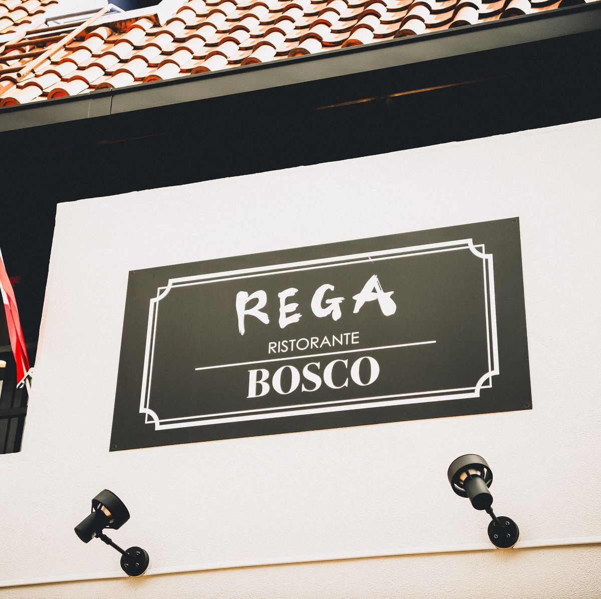 REGA BOSCOの公式写真1枚目