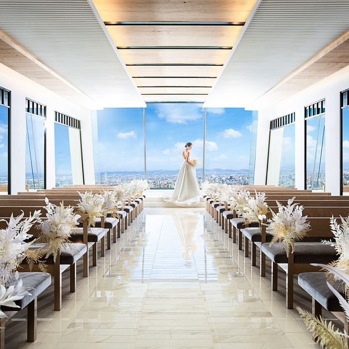 【初見学に◎1.5万ギフト券】1件目で挙式無料×天空チャペル体験